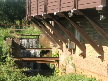 Venlo-Hout-Blerick : Molenkampweg, ehem. Wassermühle